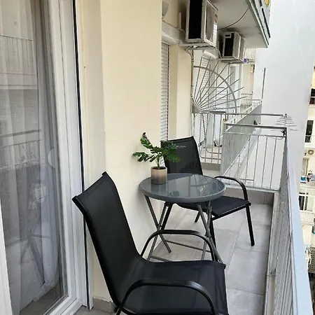 Deluxe Arch Of Galerius Apartment